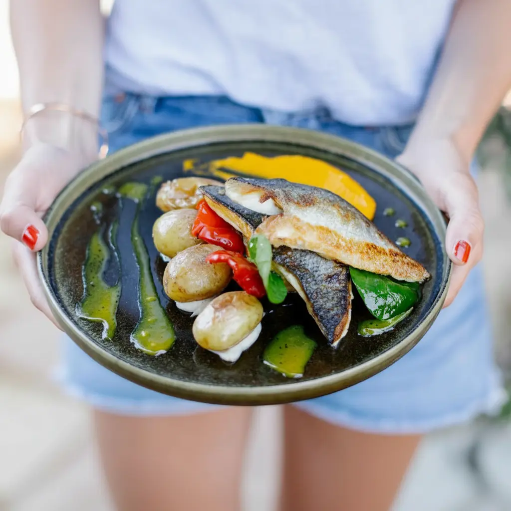 TiHolen_Restaurant_PoissonBulle